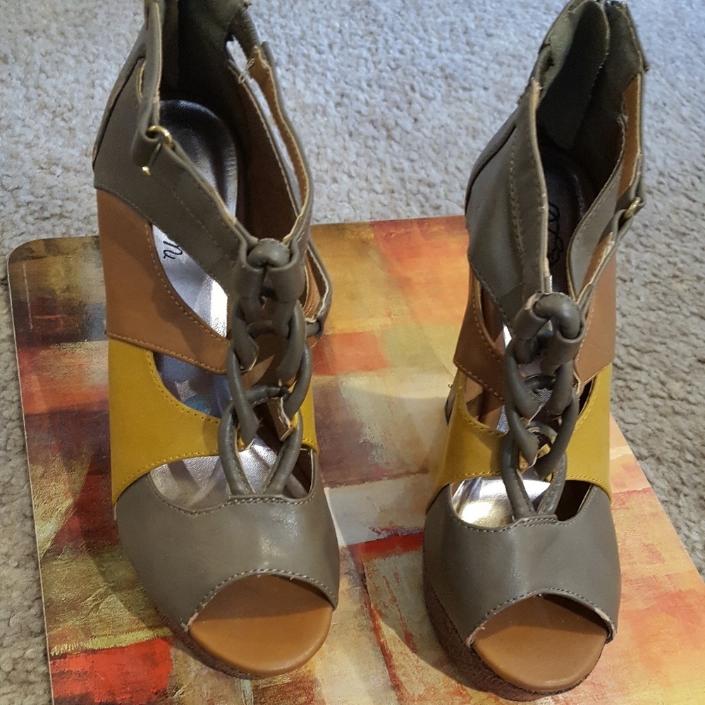 Women's High Wedge Sandals